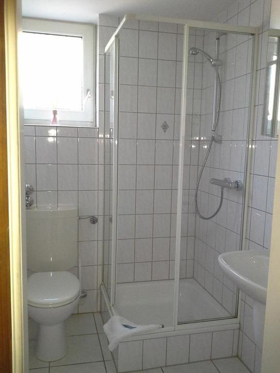 Haus Mariandl Hotel Düsseldorf Szoba fotó