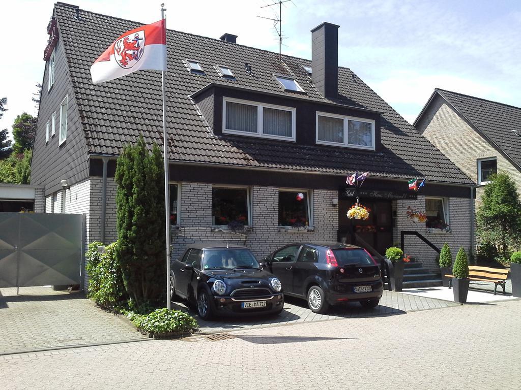 Haus Mariandl Hotel Düsseldorf Kültér fotó